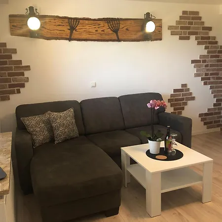 Ferienwohnungen-jappe-landidyll *